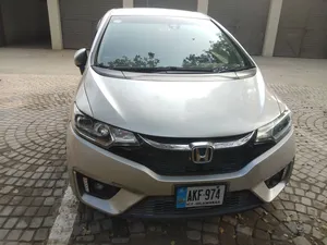 Honda Fit 1.5 Hybrid Smart Selection 2015 for Sale