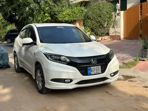 Honda Vezel Hybrid X 2015 for Sale