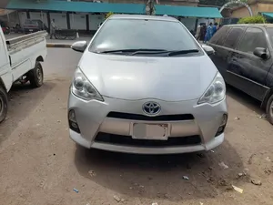 Toyota Aqua S 2013 for Sale