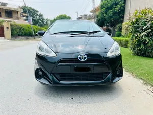 Toyota Aqua S 2015 for Sale