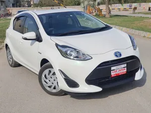 Toyota Aqua S 2018 for Sale