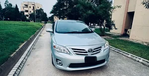 Toyota Corolla Altis SR Cruisetronic 1.6 2013 for Sale