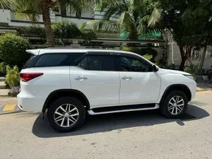 Toyota Fortuner 2.8 Sigma 4 2018 for Sale