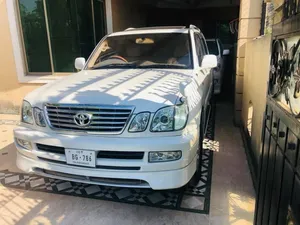 Toyota Land Cruiser Cygnus 2004 for Sale