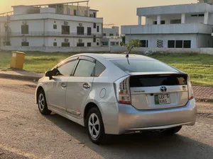 Toyota Prius L 1.8 2011 for Sale