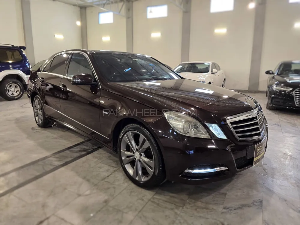 Mercedes Benz E Class 2012 for Sale in Lahore Image-1