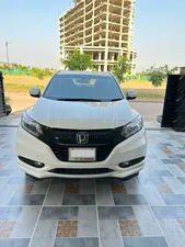 Honda Vezel Hybrid Z 2015 for Sale