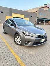 Toyota Corolla Altis Grande CVT-i 1.8 2015 for Sale