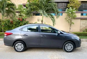 Toyota Yaris GLI CVT 1.3 2022 for Sale