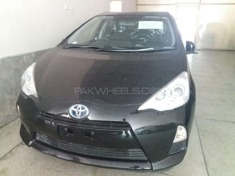 Toyota Aqua 2011 for Sale in Lahore Image-1