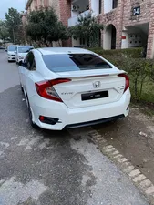 Honda Civic Oriel 1.8 i-VTEC CVT 2016 for Sale