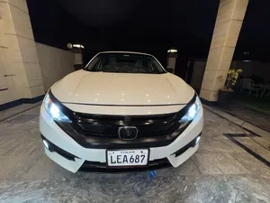 Honda Civic Oriel 1.8 i-VTEC CVT 2016 for Sale