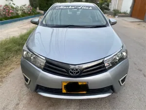 Toyota Corolla Altis Grande CVT-i 1.8 2014 for Sale