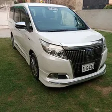 Toyota Esquire Gi 2015 for Sale