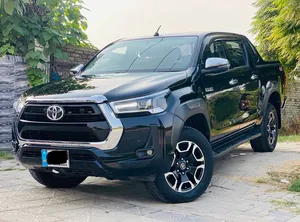 Toyota Hilux Revo V Automatic 2.8 2022 for Sale