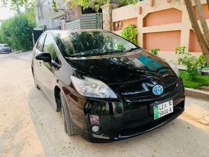 Toyota Prius S LED Edition 1.8 2011 for Sale