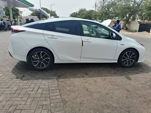 Toyota Prius S Touring Selection 2018 for Sale