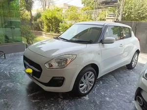 Suzuki Swift GL CVT 2022 for Sale