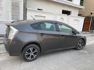 Toyota Prius S 1.8 2011 for Sale