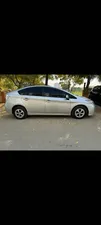 Toyota Prius S 1.8 2013 for Sale