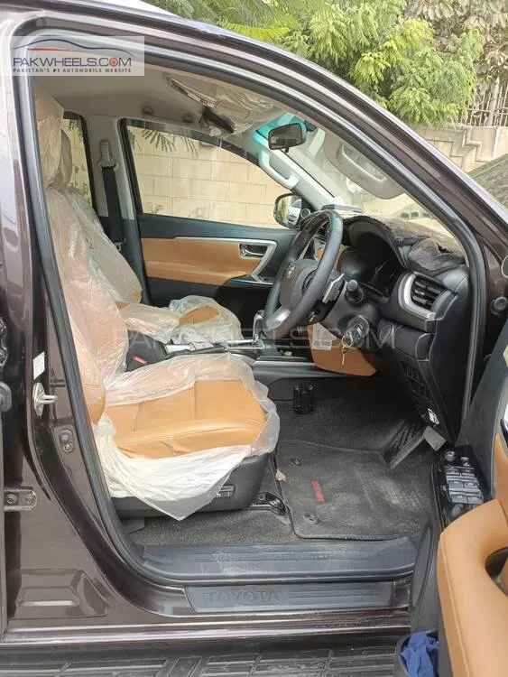 Toyota Fortuner 2017 for Sale in Karachi Toyota Fortuner 2017 for Sale in Karachi Image-10