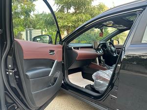 TOYOTA COROLLA CROSS 1.8 HEV X TOP OF THE LINE (1800cc) ZERO METER
Model 2024 | Registered 2024
Black Color
Top of the line
Brand New 
Ready Delivery 
Exchange possible with any car

For inspection
Available at SUPREME CARS
Plot # 151/F,Under Imam heights,Shop no.1&2, Main Khalid Bin Walid Rd, Karachi, Sindh 75400

|  Premium Cars |  Best Prices |  Optimum Performance | 
#supremecarsgang