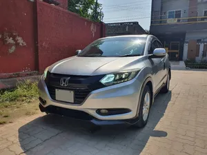 Honda Vezel Hybrid X L Package 2013 for Sale