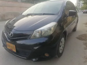 Toyota Vitz F 1.0 2011 for Sale