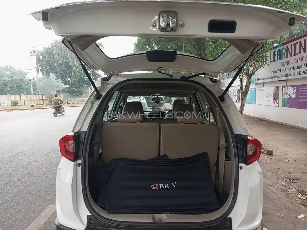 Honda BR-V 2019 for Sale in Faisalabad Honda BR-V 2019 for Sale in Faisalabad Image-7
