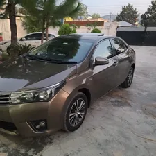 Toyota Corolla Altis Grande CVT-i 1.8 2014 for Sale