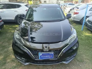 Honda Vezel X 2015 for Sale