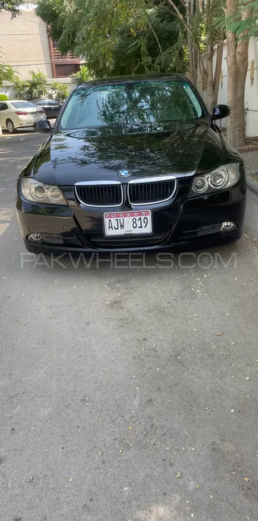 BMW 3 Series 2005 for Sale in Karachi BMW 3 Series 2005 for Sale in Karachi Image-3