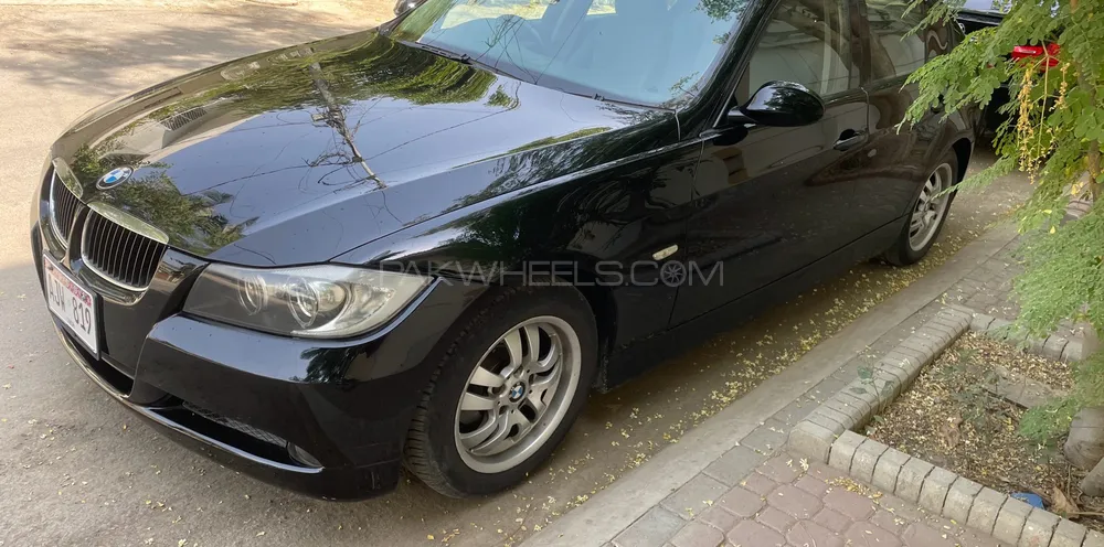 BMW 3 Series 2005 for Sale in Karachi BMW 3 Series 2005 for Sale in Karachi Image-4