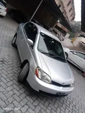 Toyota Platz F 1.0 2002 for Sale