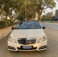 Mercedes Benz E Class E200 2011 for Sale