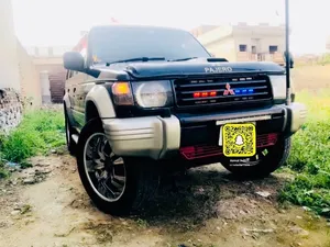 Mitsubishi Pajero Exceed Automatic 2.8D 1996 for Sale