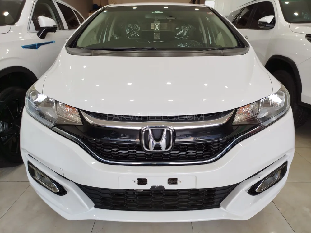 Honda Fit 2019 for Sale in Multan Image-1