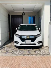 Honda Vezel Hybrid Z Honda Sensing  2019 for Sale