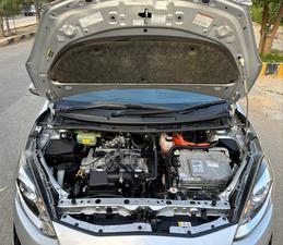 TOYOTA AQUA L PACKAGE NEW SHAPE (1500cc)
Model 2017 || Registered 2021 end
Silver Color
Bumper To Bumper Original 100% Guaranteed 
4 Grade Auction Sheet 
15,000km Import Mileage 
63,000 Current Mileage
Key Start 
Climate control A/c
Multi Steering
TV back camera
New Rims & Tires Installed 
100% BATTERY AND ABS  
Radar 
Interior is as crispy as new 
1st Owner 
Still Smells Like New 
Extremely good condition 
Just like a brand new car
EXCHANGE POSSIBLE WITH ANY CAR