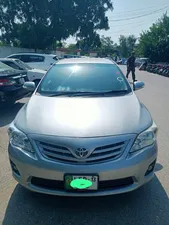 Toyota Corolla Altis Cruisetronic 1.6 2013 for Sale