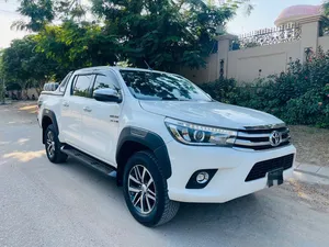 Toyota Hilux Revo V Automatic 2.8 2019 for Sale