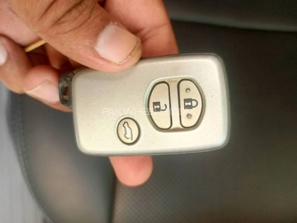 Toyota Prado 2012 for Sale in Lahore Toyota Prado 2012 for Sale in Lahore Image-13