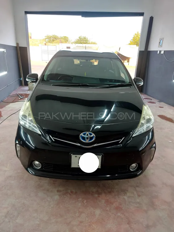 Toyota Prius 2013 for Sale in Multan Image-1