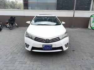 Toyota Corolla Altis Grande CVT-i 1.8 2015 for Sale