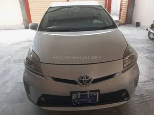 Toyota Prius S Touring Selection 1.8 2012 for Sale