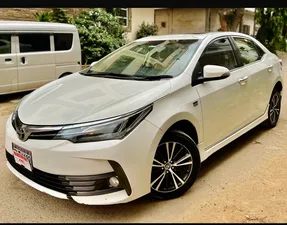 Toyota Corolla Altis Grande CVT-i 1.8 2017 for Sale