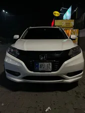 Honda Vezel Hybrid Z 2015 for Sale