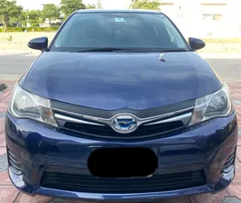 Toyota Corolla Axio Hybrid 1.5 2014 for Sale