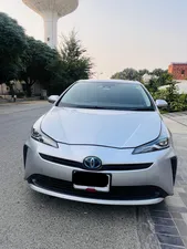 Toyota Prius S Touring Selection 2020 for Sale