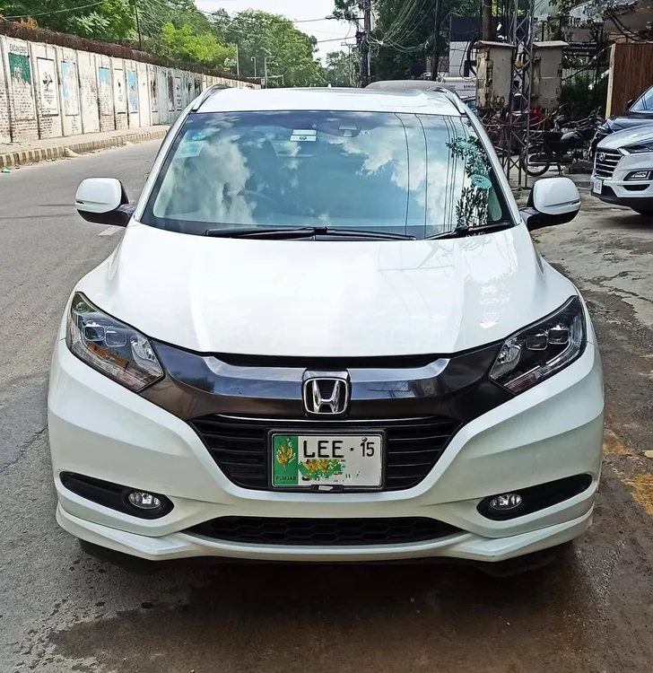 Honda Vezel 2015 for Sale in Lahore Image-1